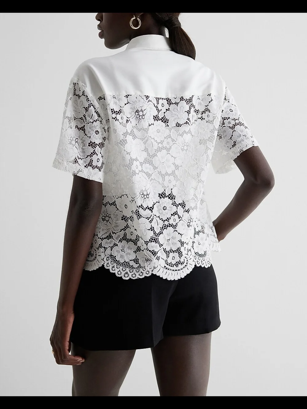NWT Express White Lace Short-Sleeve Button-Down Blouse XL Extra Large NEW - Picture 3 of 5